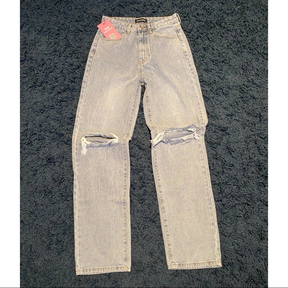 Missy Empire Mid Wash Straight Leg Jean - Picture 6 of 7